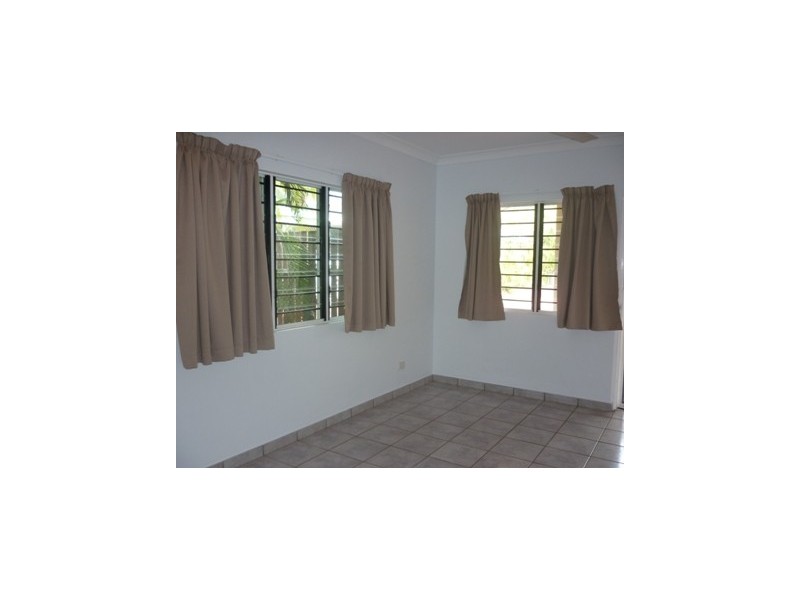 2/5 Sovereign Circuit, Coconut Grove NT 0810