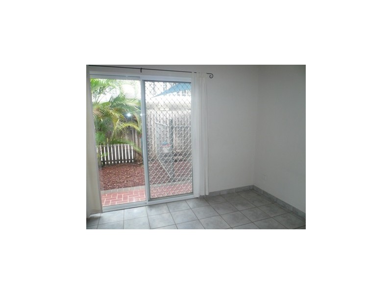 2/5 Sovereign Circuit, Coconut Grove NT 0810