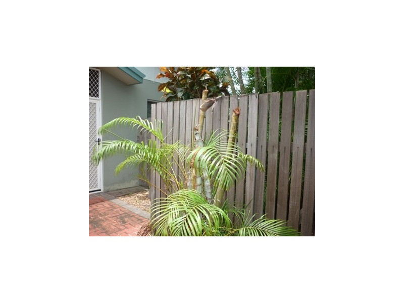 2/5 Sovereign Circuit, Coconut Grove NT 0810