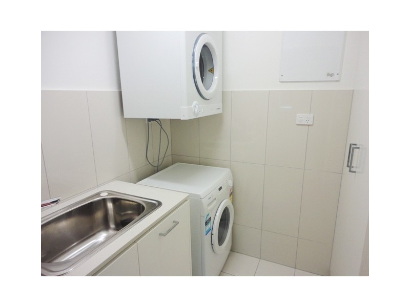 6007/27  Woods Street, Darwin NT 0800