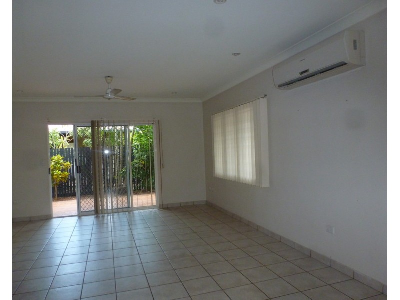 2/37 Sovereign Circuit, Coconut Grove NT 0810