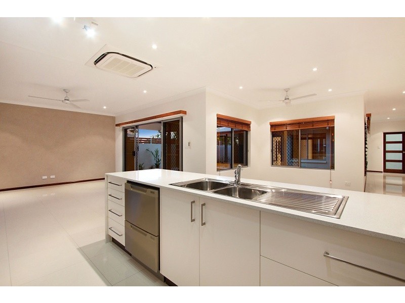34 Charlotte Street, Fannie Bay NT 0820