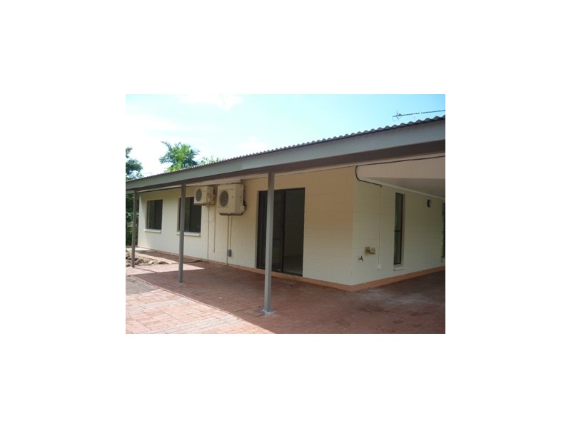 2 Eucla Court, Karama NT 0812