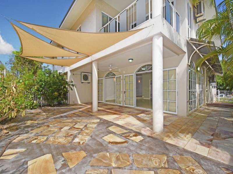 2/25 Villaflor Crescent, Woolner NT 0820
