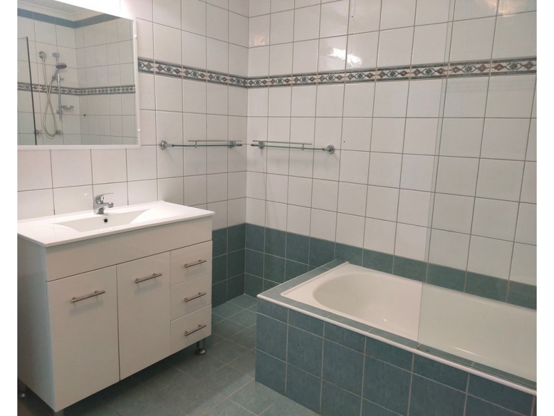 16/9 Manila Place, Woolner NT 0820