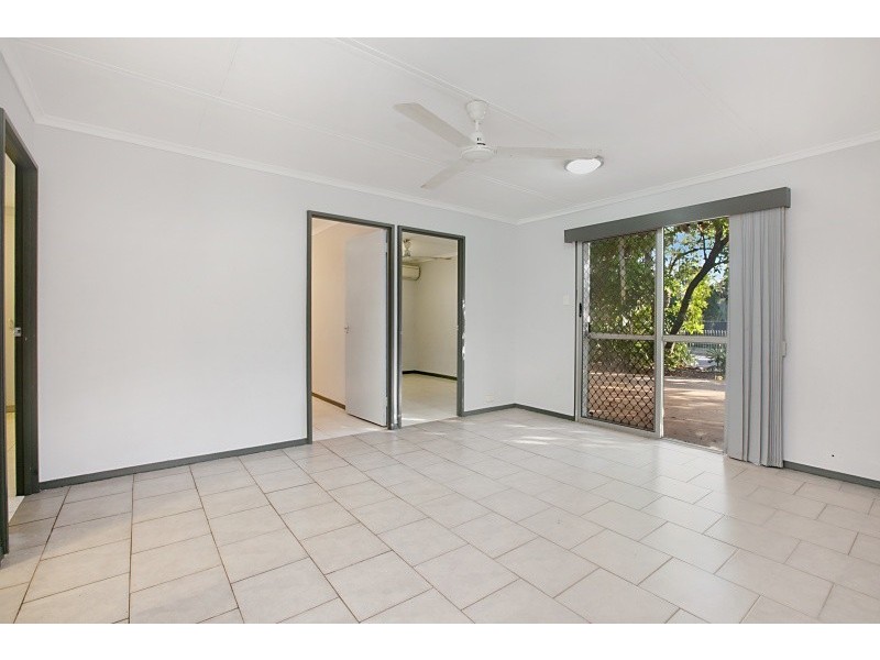2 Adcock Crescent, Nakara NT 0810