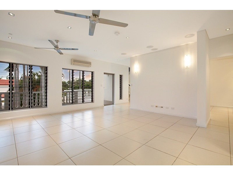 24 Seale Street, Fannie Bay NT 0820