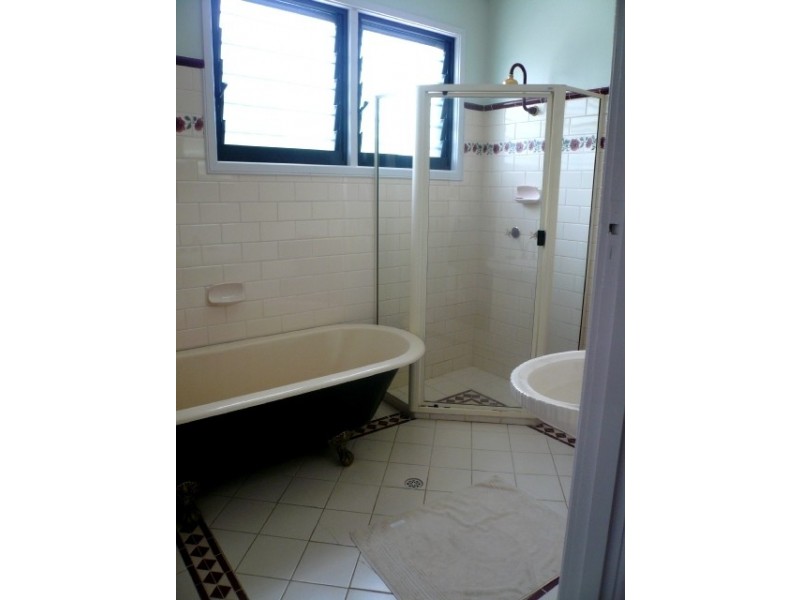 27 Sandalwood Street, Nightcliff NT 0810