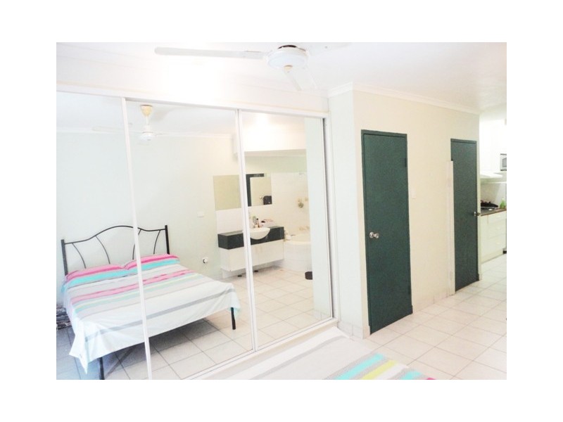 105/21 Cavenagh Street, Darwin NT 0800