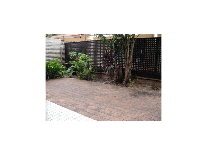 4/2 Gardens Hill Crescent, The Gardens NT 0820