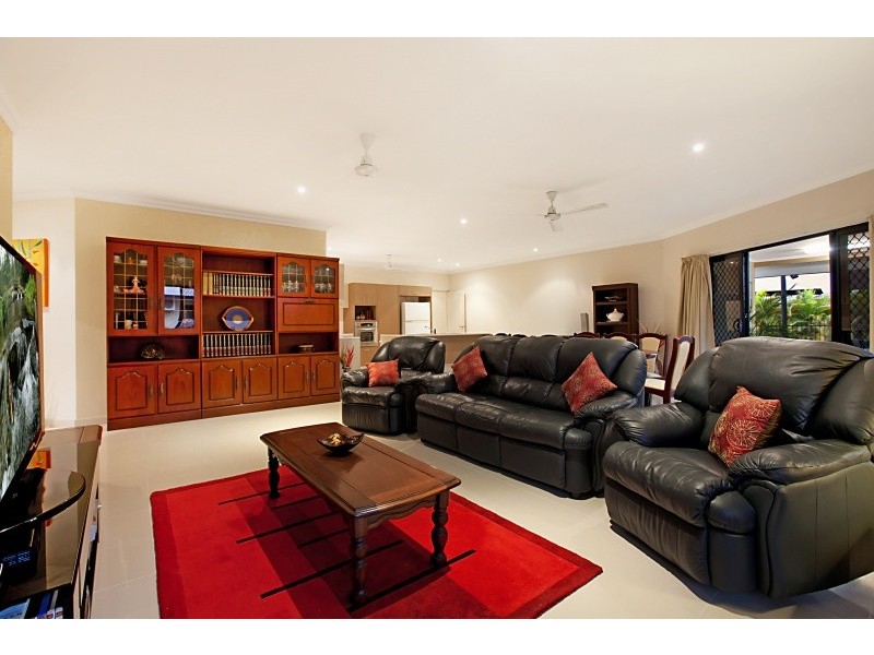 19 Wood Crescent, Rosebery NT 0832