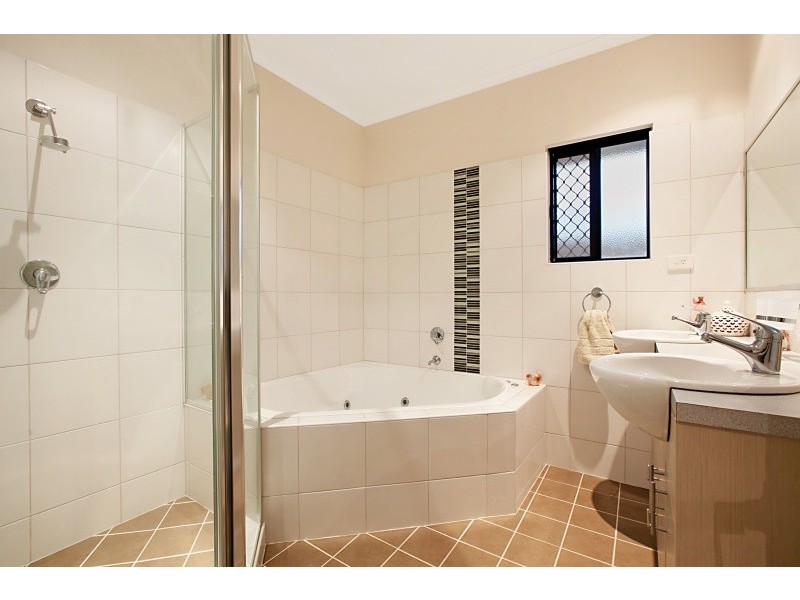 19 Wood Crescent, Rosebery NT 0832