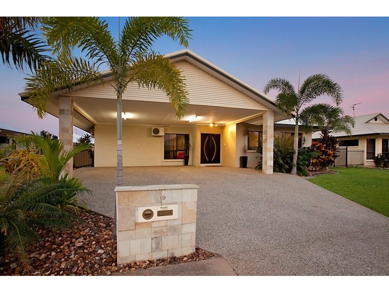 19 Wood Crescent, Rosebery NT 0832