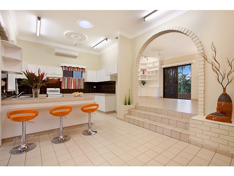 18 Savannah Drive, Leanyer NT 0812