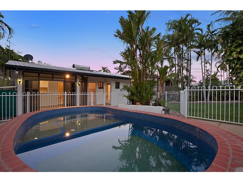 18 Savannah Drive, Leanyer NT 0812