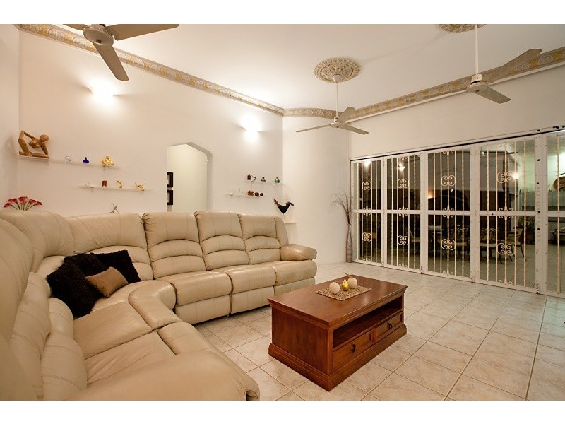 1 Mullen Gardens, Alawa NT 0810