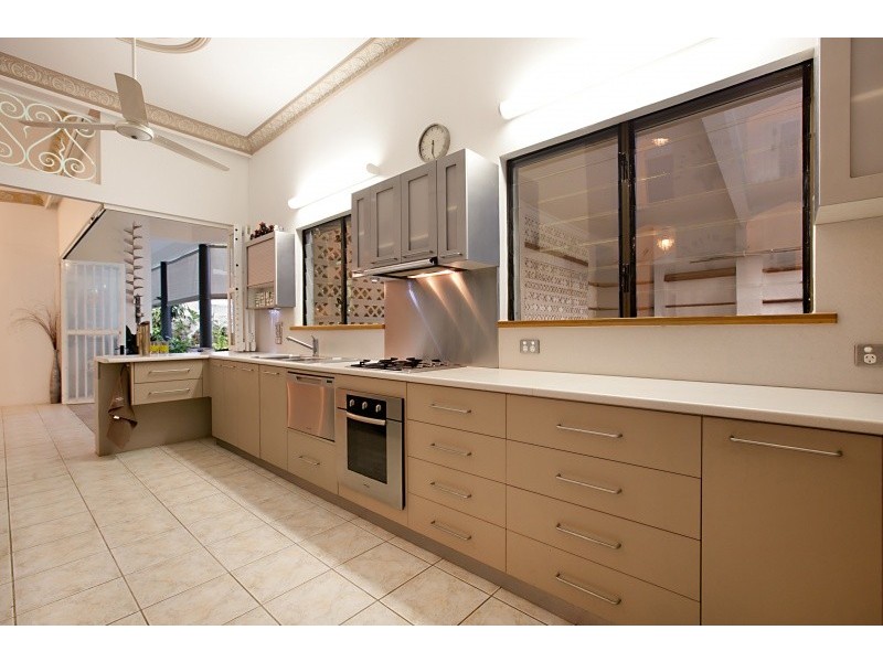 1 Mullen Gardens, Alawa NT 0810