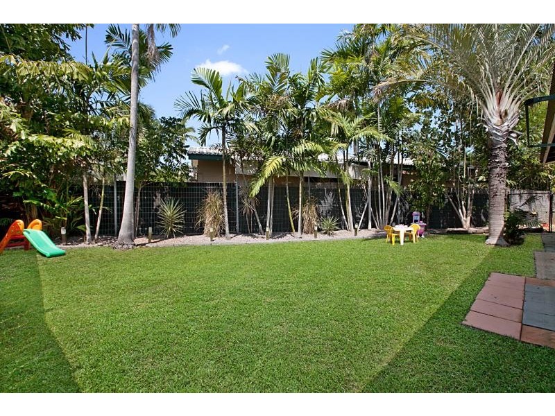27 Hodgson Drive, Leanyer NT 0812