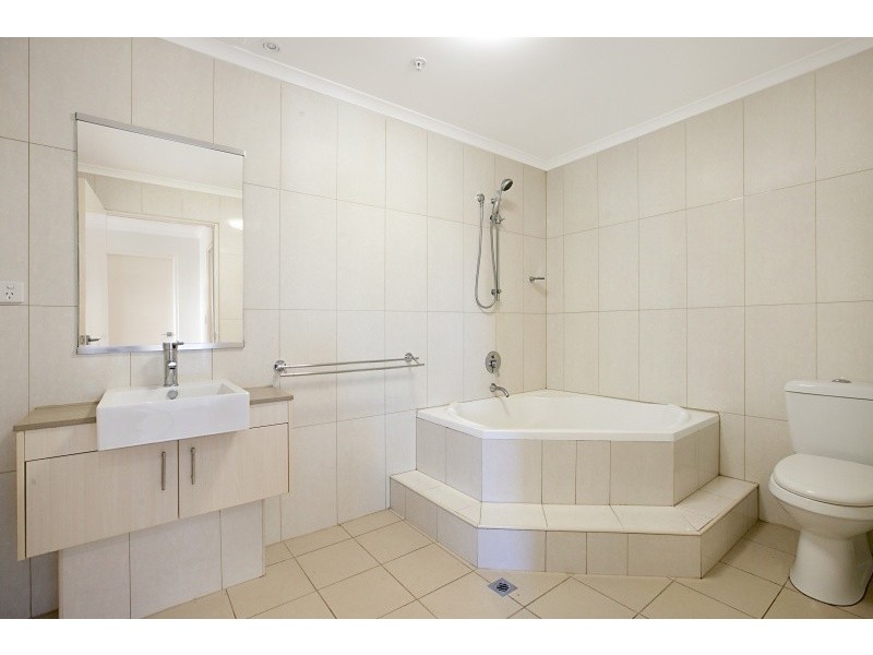 38/96 Woods Street, Darwin NT 0800