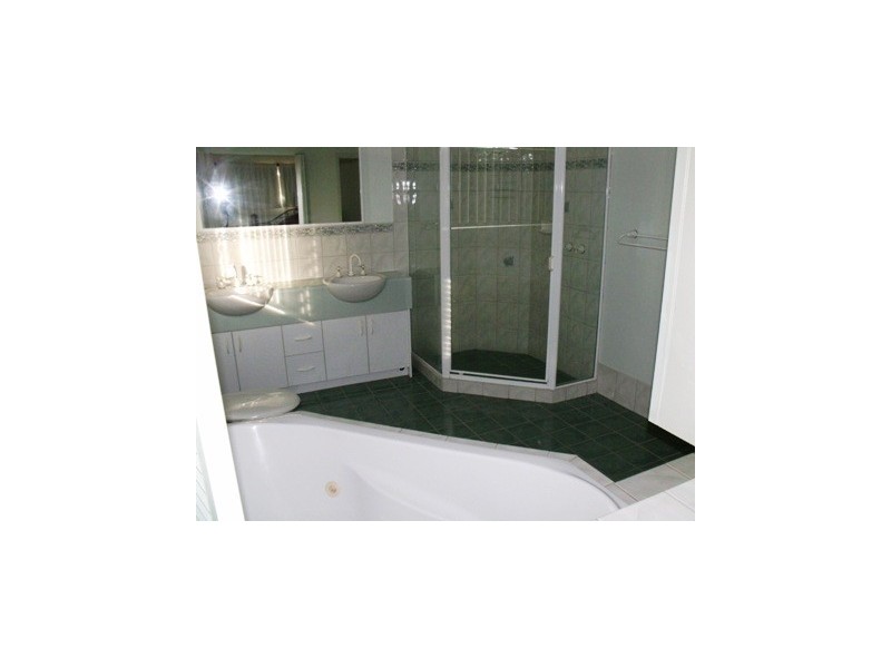 11 Broadbent Street, Parap NT 0820