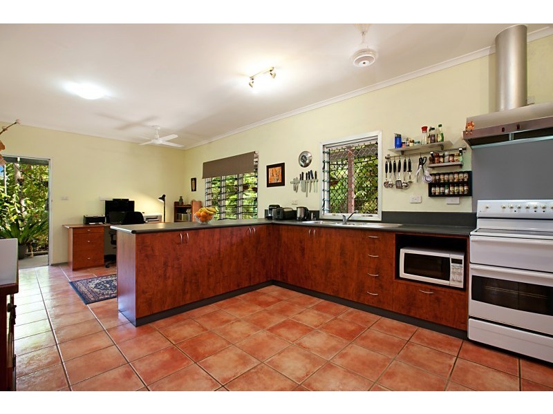 72 Rocklands Drive, Tiwi NT 0810