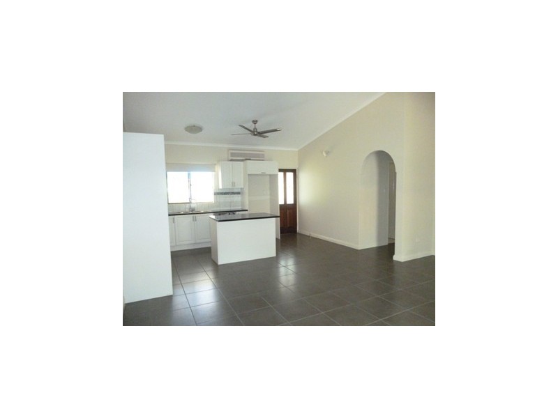 2/27 Wulagi Crescent, Wulagi NT 0812