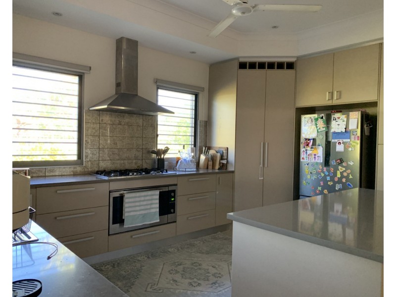 19 Danimila Terrace, Lyons NT 0810