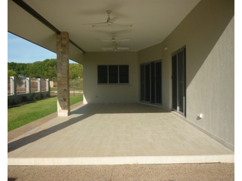 19 Danimila Terrace, Lyons NT 0810