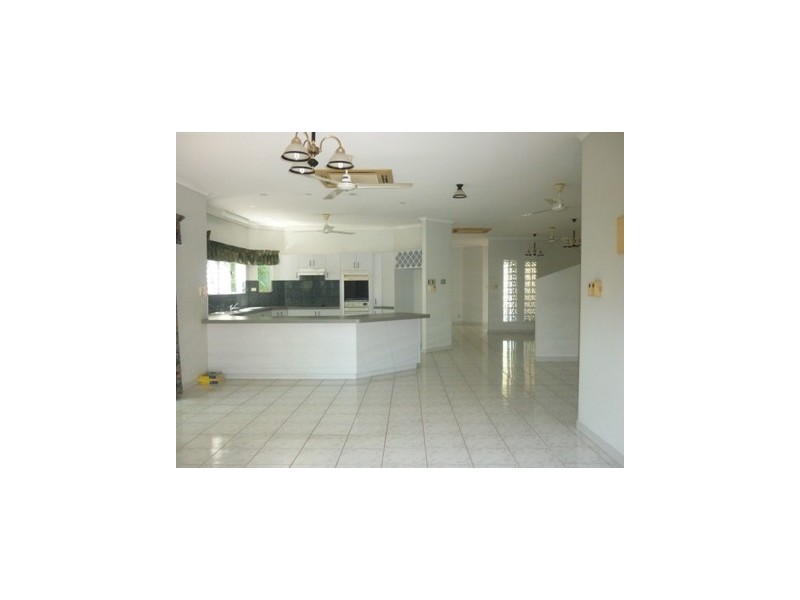 6 Carnoustie Circuit, Marrara NT 0812