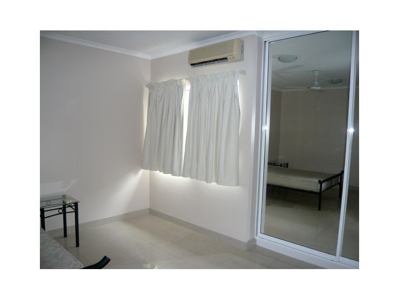 25/28 Woods Street, Darwin NT 0800