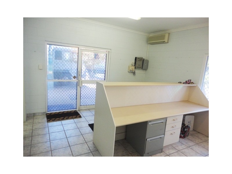 16/9 Charlton Court, Woolner NT 0820