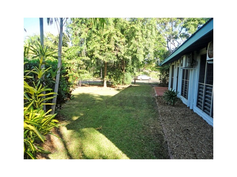9 Attawomba Street, Ludmilla NT 0820