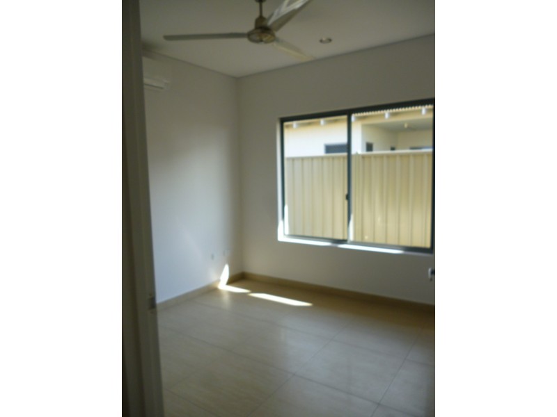 12 Moore Street, Muirhead NT 0810