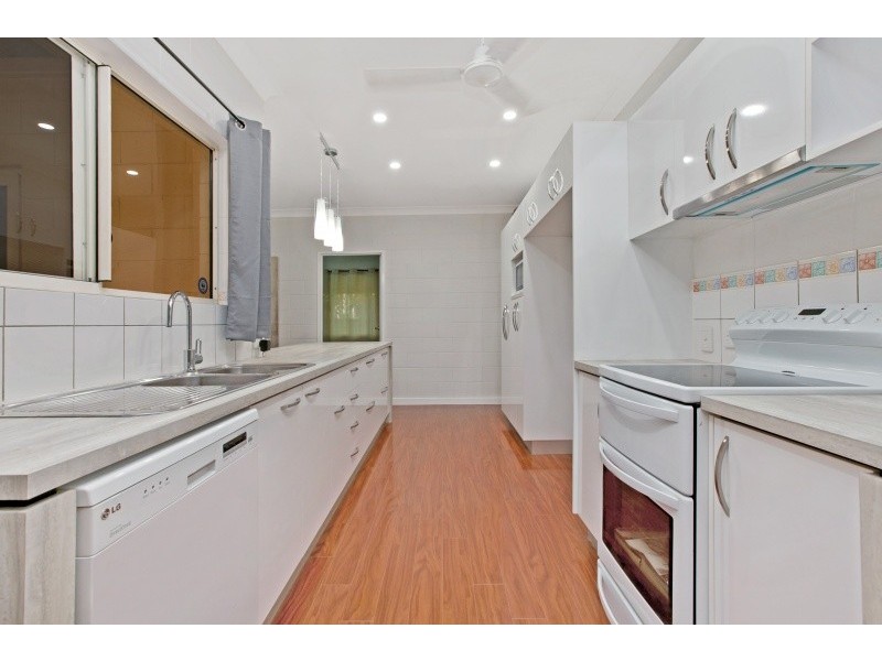 4 Fraser Court, Bakewell NT 0832