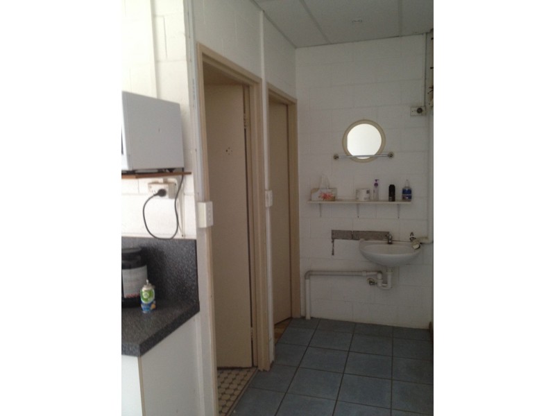 7/11 Bombing Road, Winnellie NT 0820