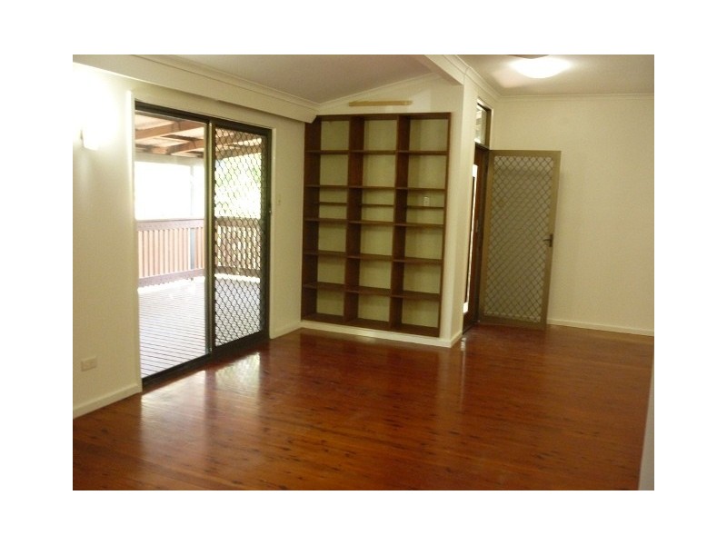 2 Radge Court, Malak NT 0812