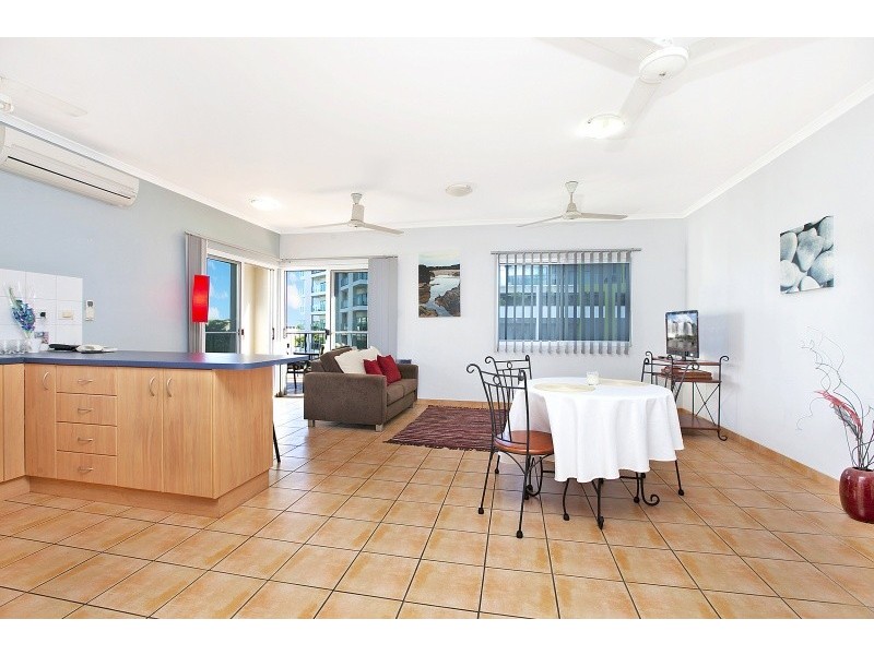 17/28 Woods Street, Darwin NT 0800