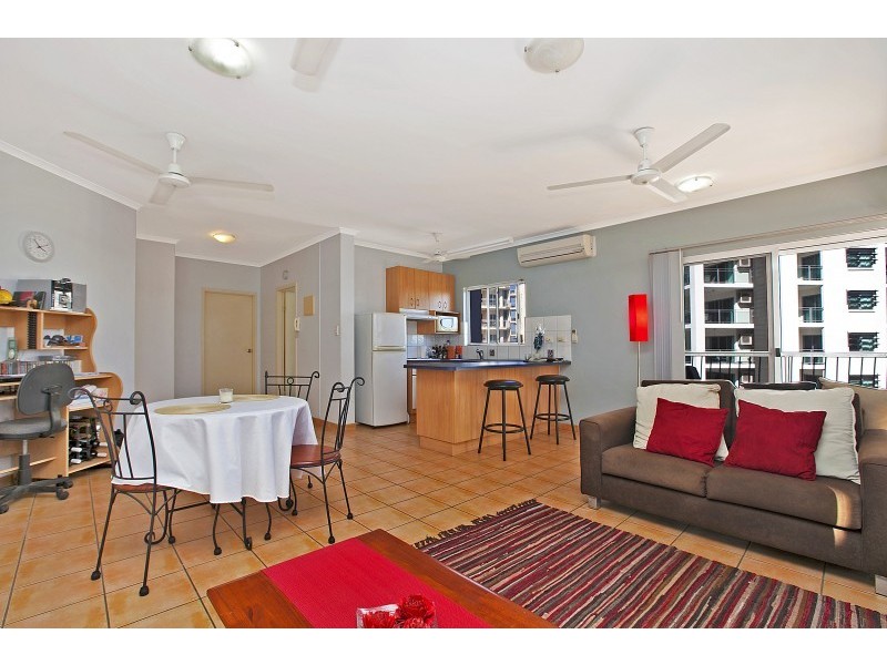 17/28 Woods Street, Darwin NT 0800