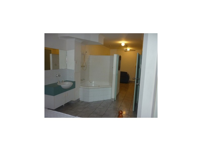 110/21 Cavenagh Street, Darwin City NT 0800