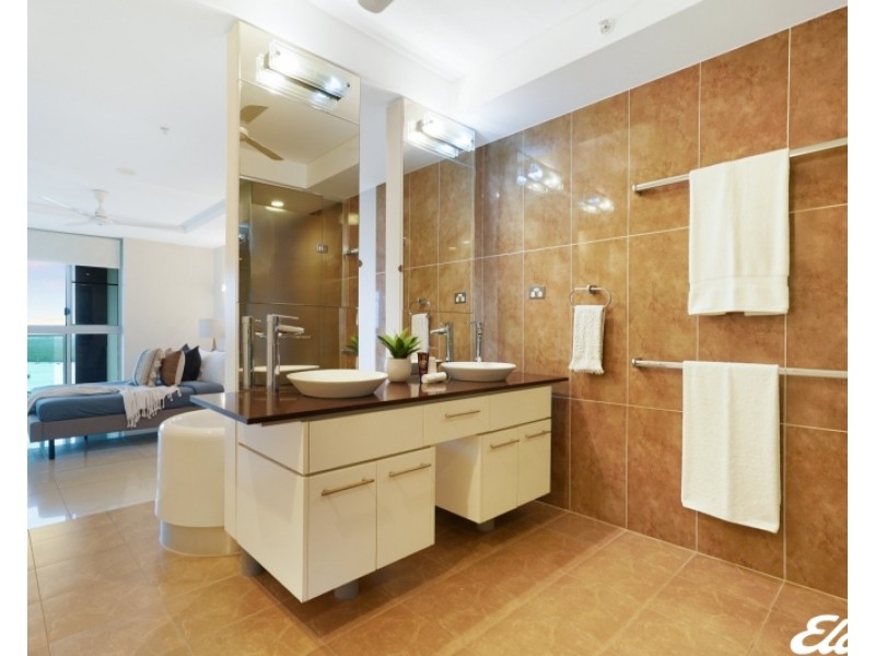 204/8A Gardiner Street, Darwin City NT 0800