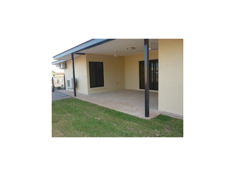 9 Barden Street, Muirhead NT 0810