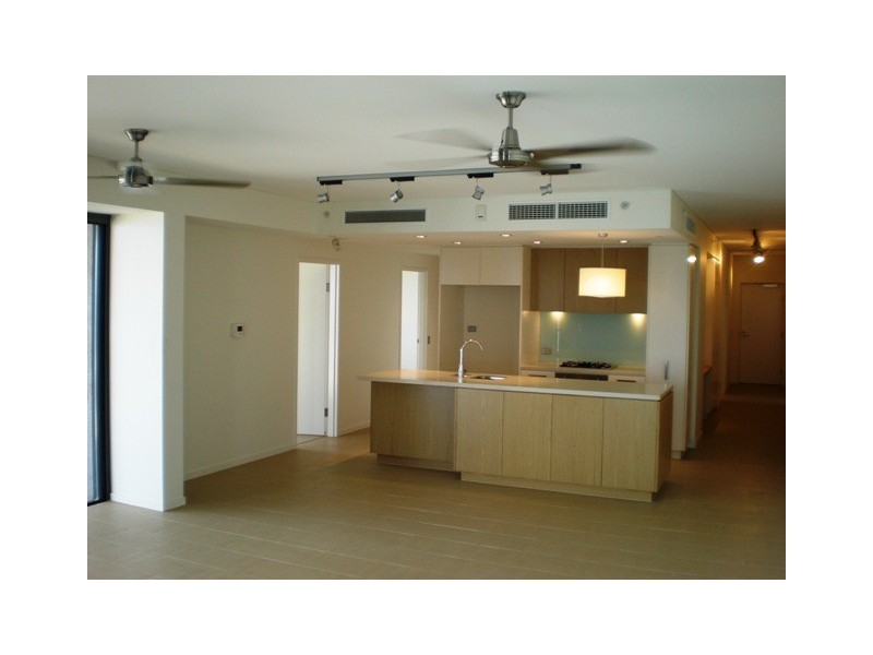 366/19B Kitchener Drive, Darwin NT 0800