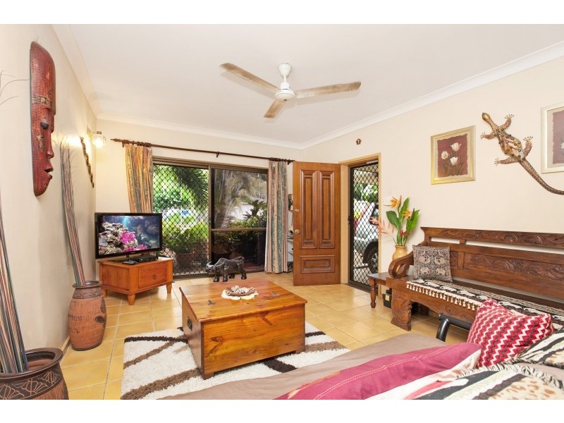 4/4 Abbott Crescent, Malak NT 0812