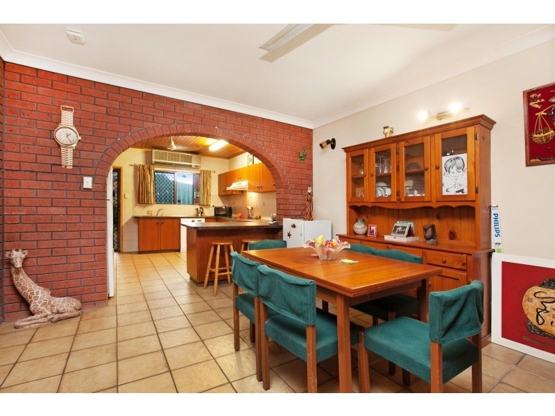 4/4 Abbott Crescent, Malak NT 0812