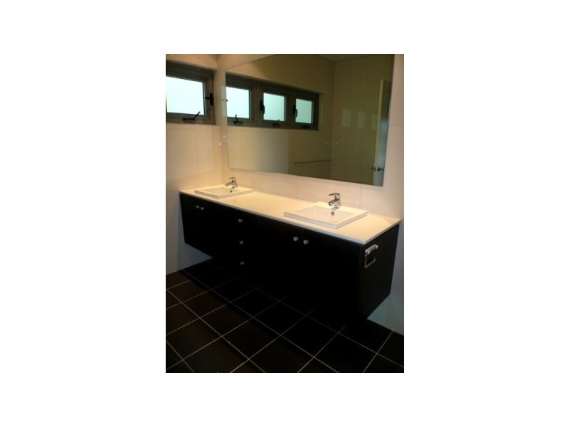 3/4 Merkur, Larrakeyah NT 0820