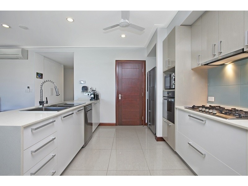 24/29 Woods Street, Darwin NT 0800