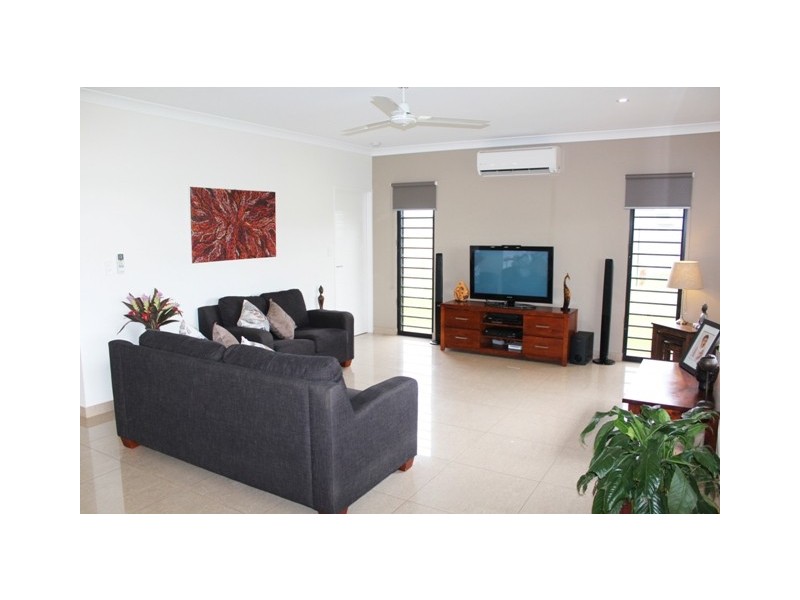 9 Gerardine Crescent, Bellamack NT 0832