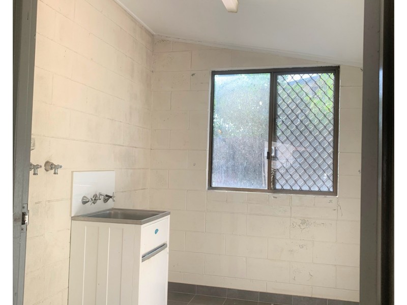 2 Eucla Court, Karama NT 0812