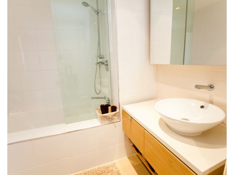236/19B Kitchener Drive, Darwin City NT 0800