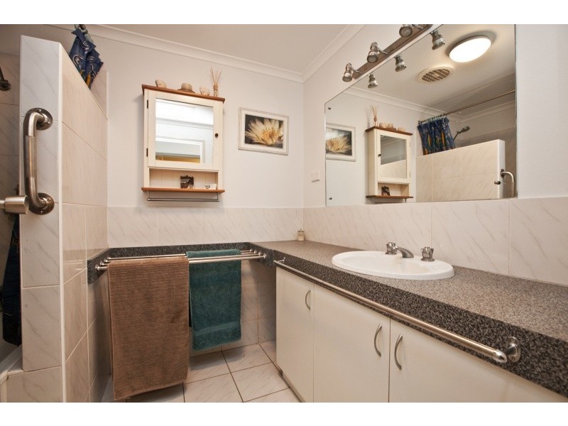 2/260 Casuarina Drive, Nightcliff NT 0810